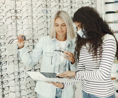 Formation en alternance au Bac Pro Optique Lunetterie
